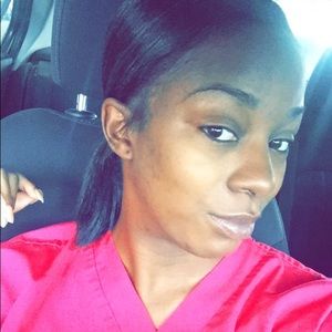 Meet your Posher, Evelyn